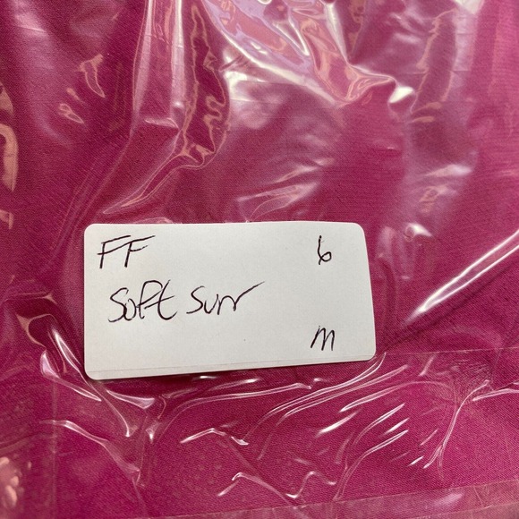 Soft Surroundings Alita Tunic Top Womens Medium Magenta V Neck Slinky Viscose - Picture 15 of 15